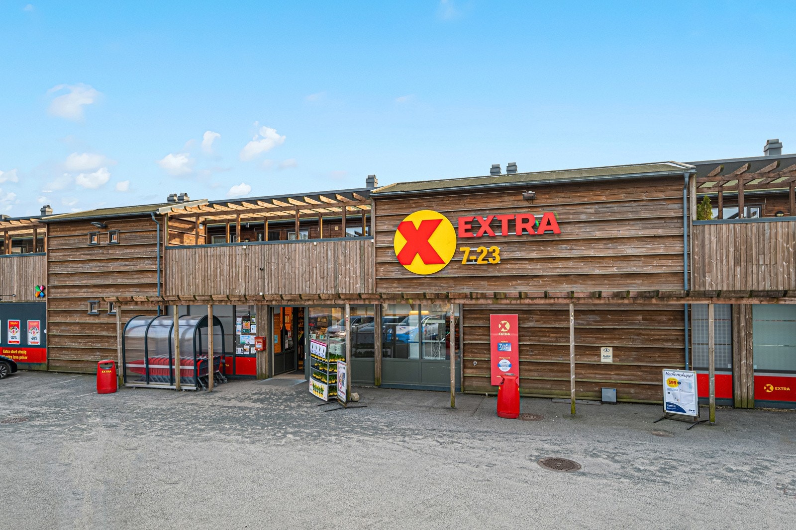 Umiddelbar nærhet til dagligvarebutikk i 1. etasje Galleribilde