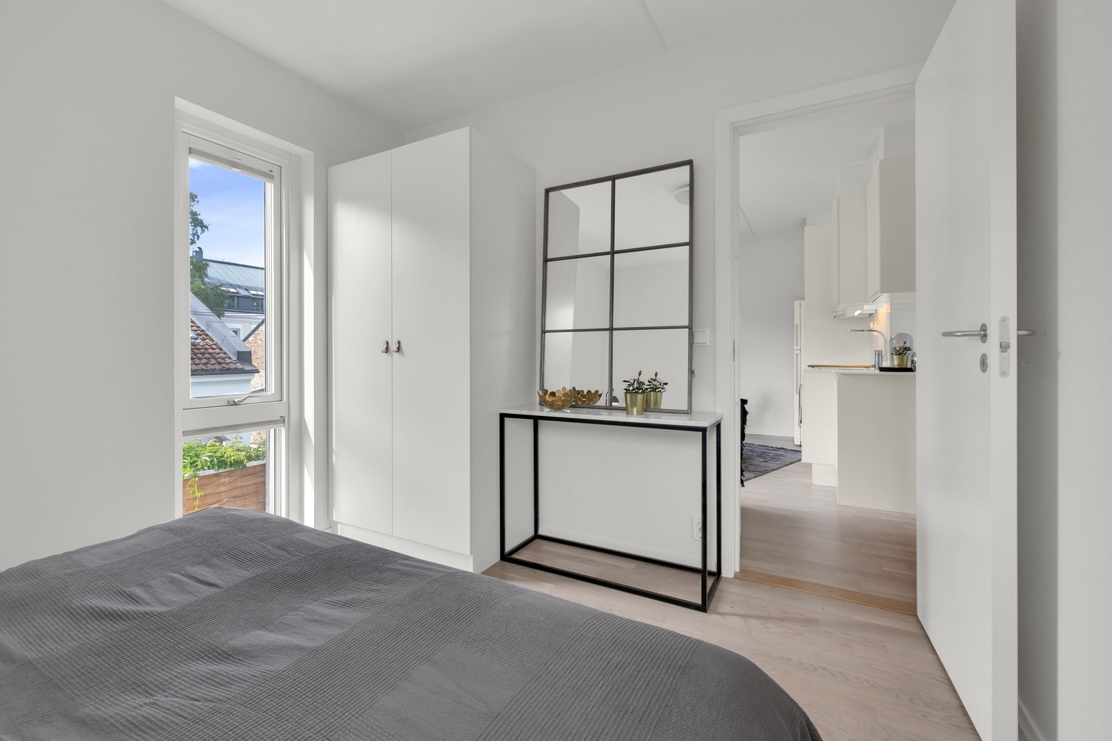 Plass til garderobeskap Galleribilde