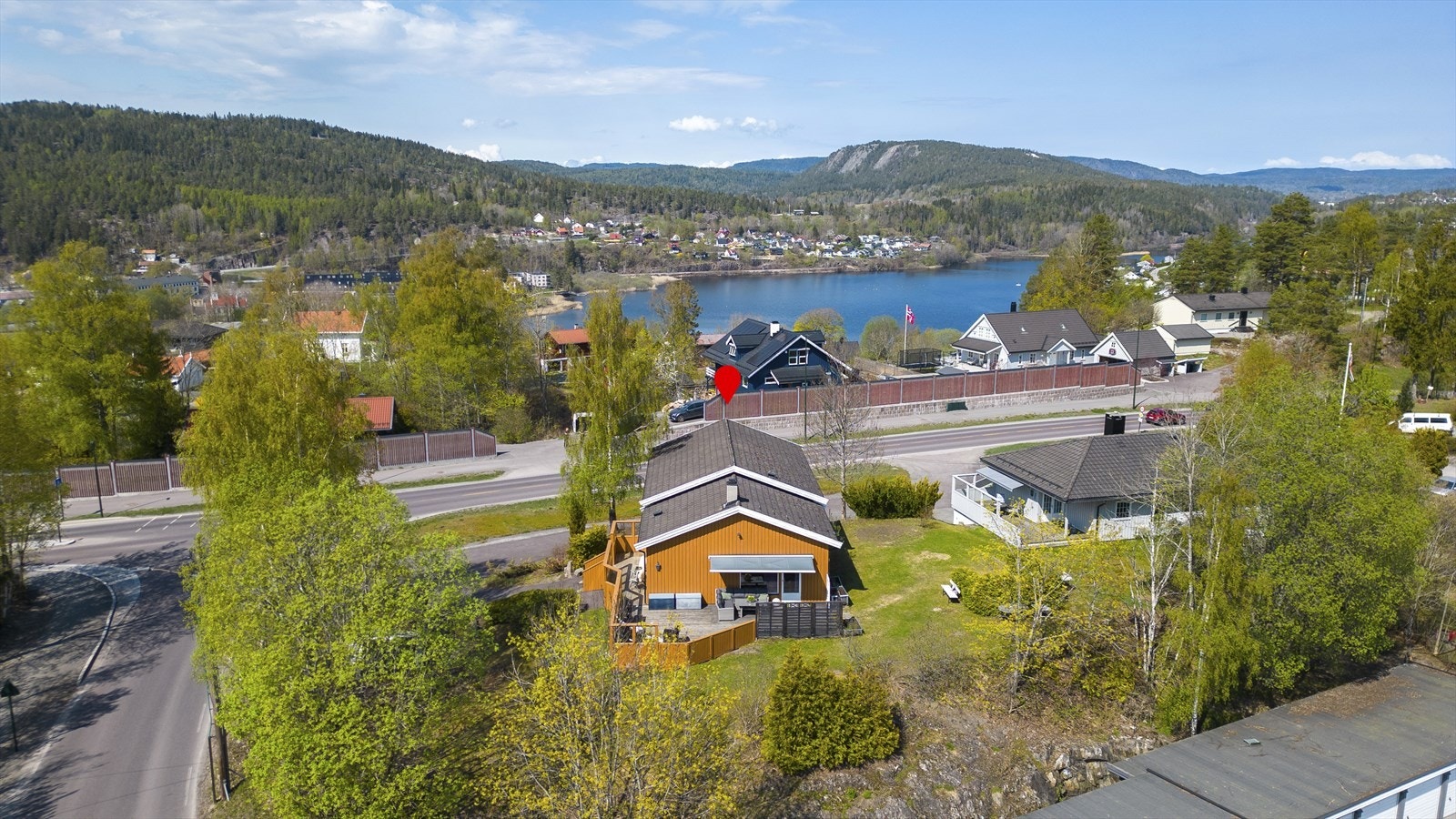 Stor tomt med mange muligheter Galleribilde