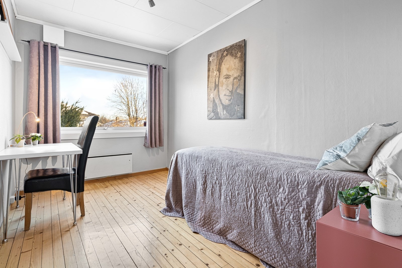 Soverom 2 i 1.etg. Galleribilde