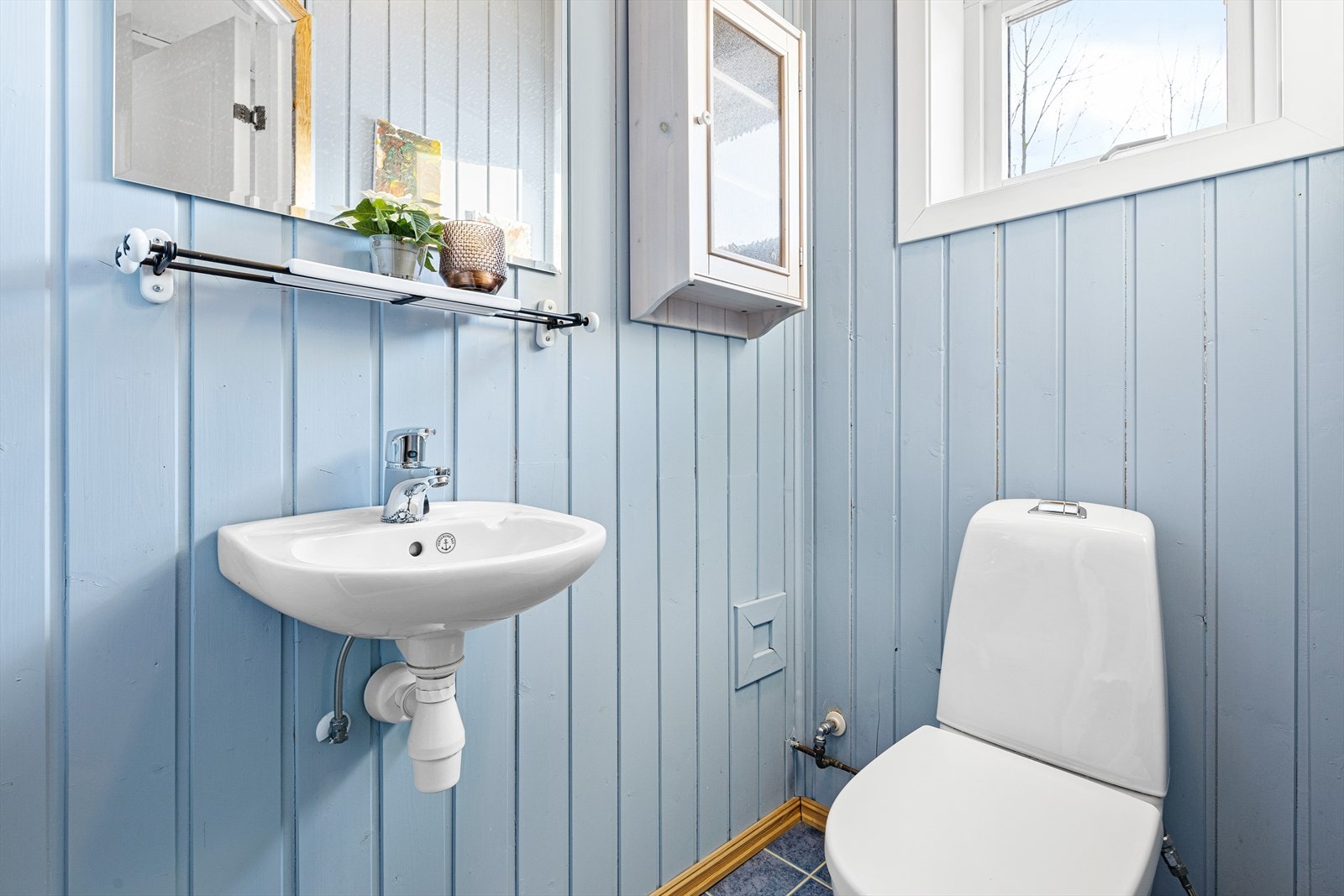 Gjestetoalett i 1.etg. Galleribilde