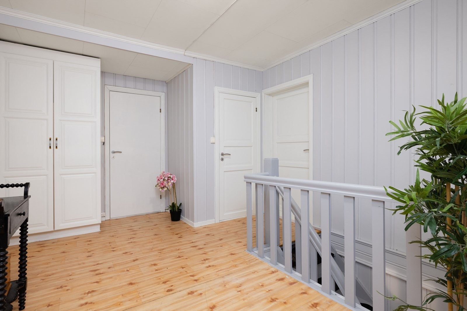 2.etasje, som har blant annet fem soverom. Galleribilde