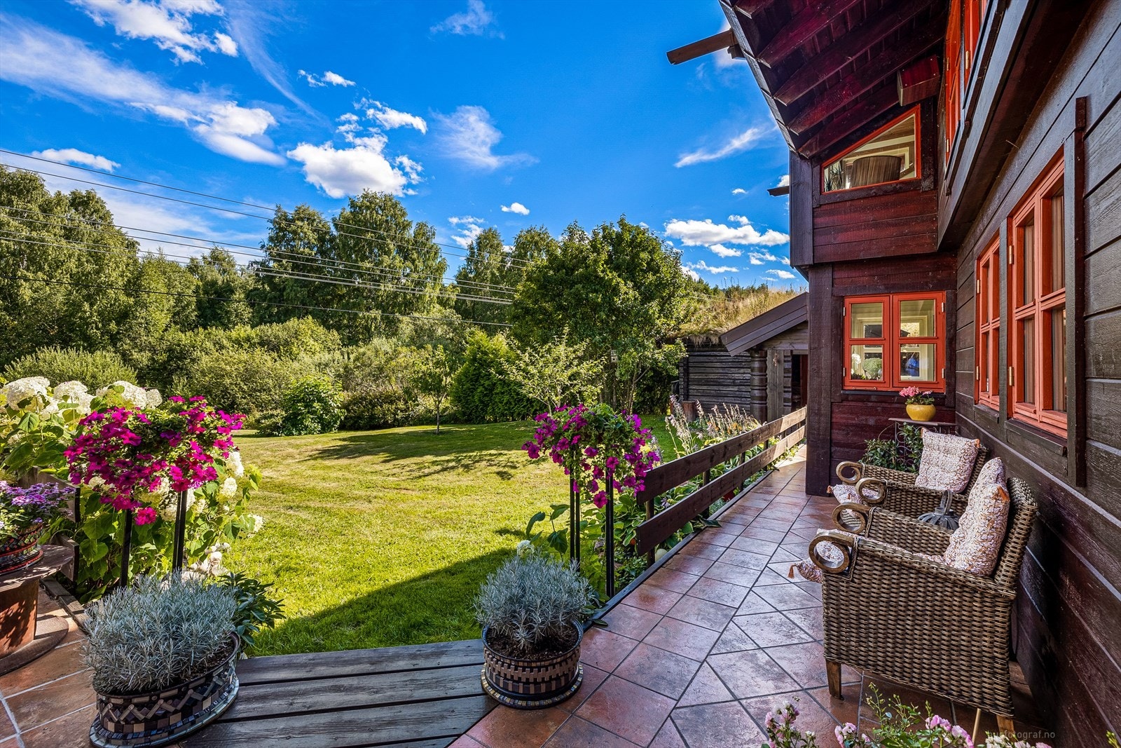 Her bor man godt i fantastiske omgivelser Galleribilde