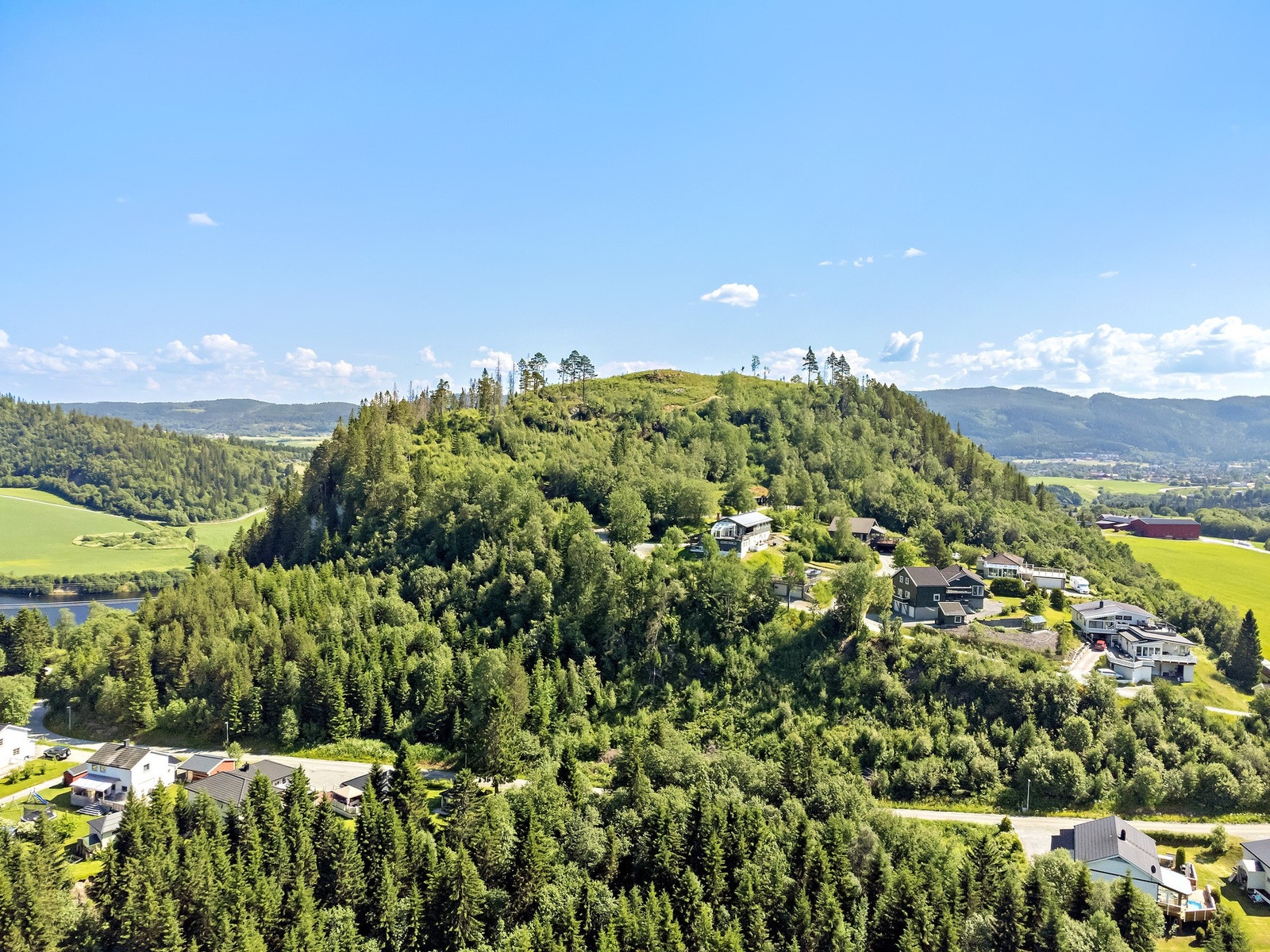 Velkommen til en hyggelig visning i Tanemsåsvegen! Galleribilde