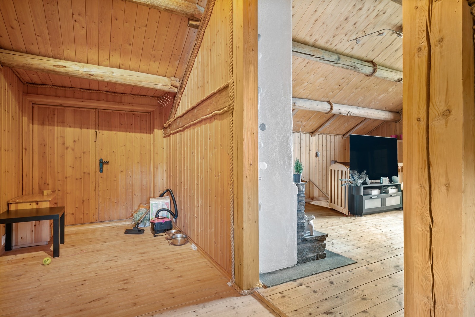 Hall 2.etg. tilleggsbolig Galleribilde