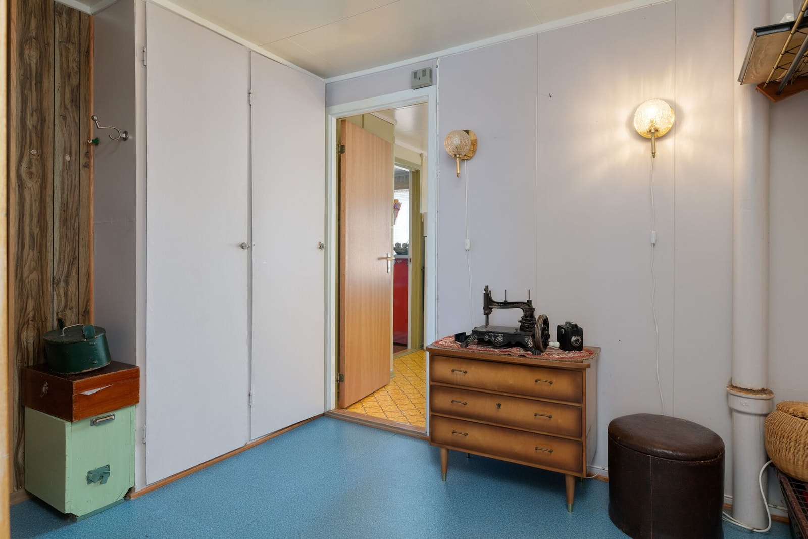 God lagringsplass i entréen Galleribilde