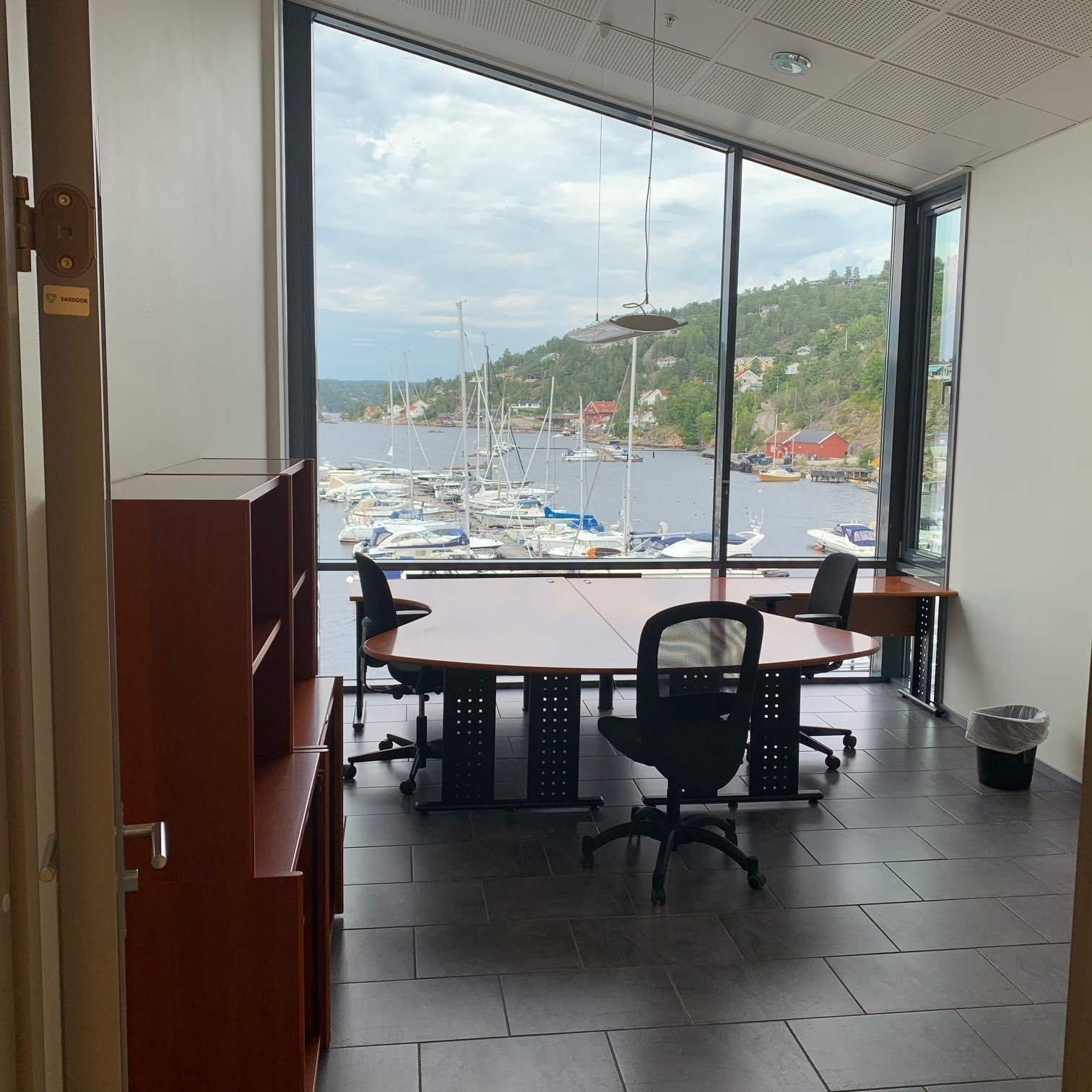 Kontor med panorama utsikt Galleribilde