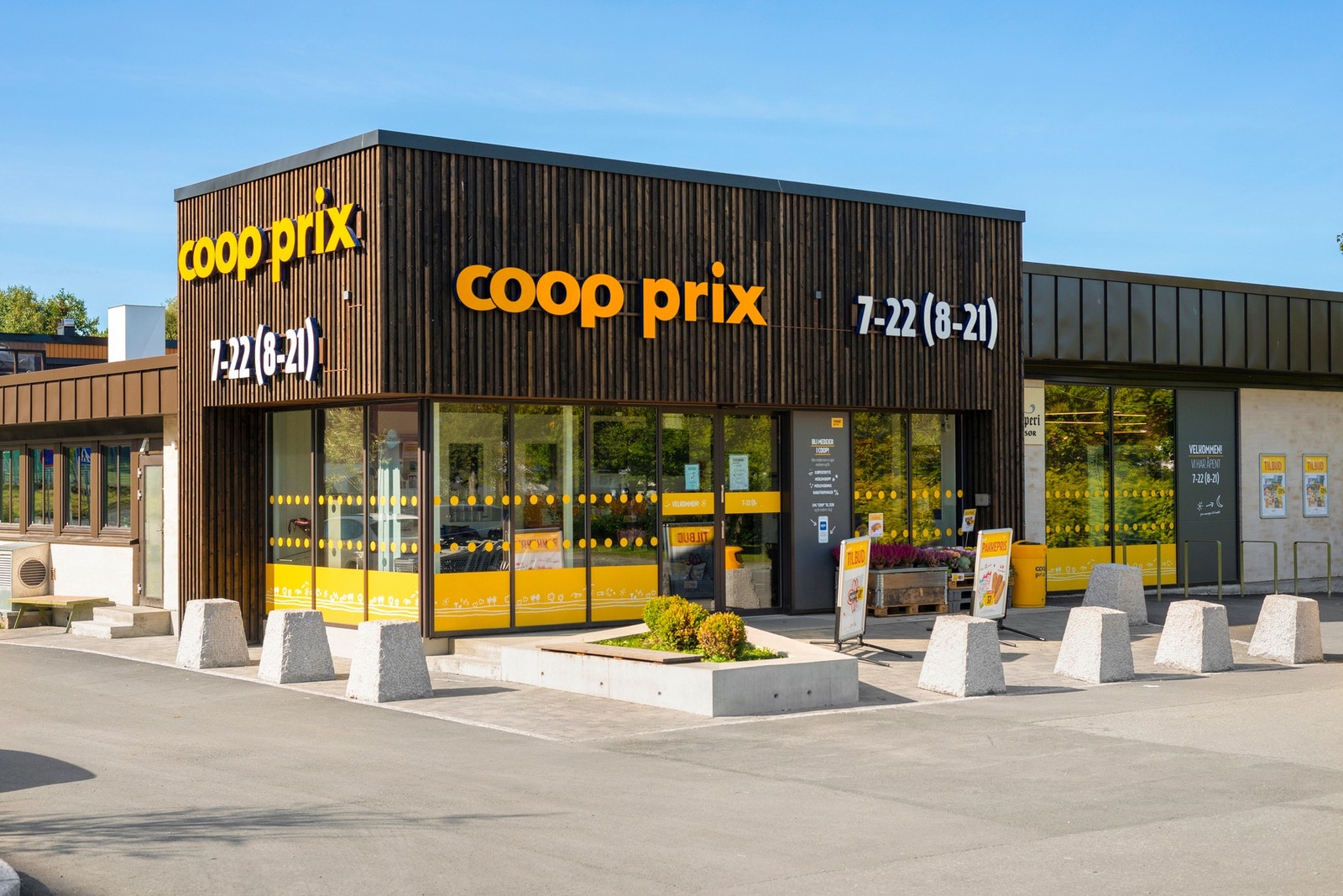 Nærmeste dagligvare er Coop Prix i Sjetnemarka. Galleribilde