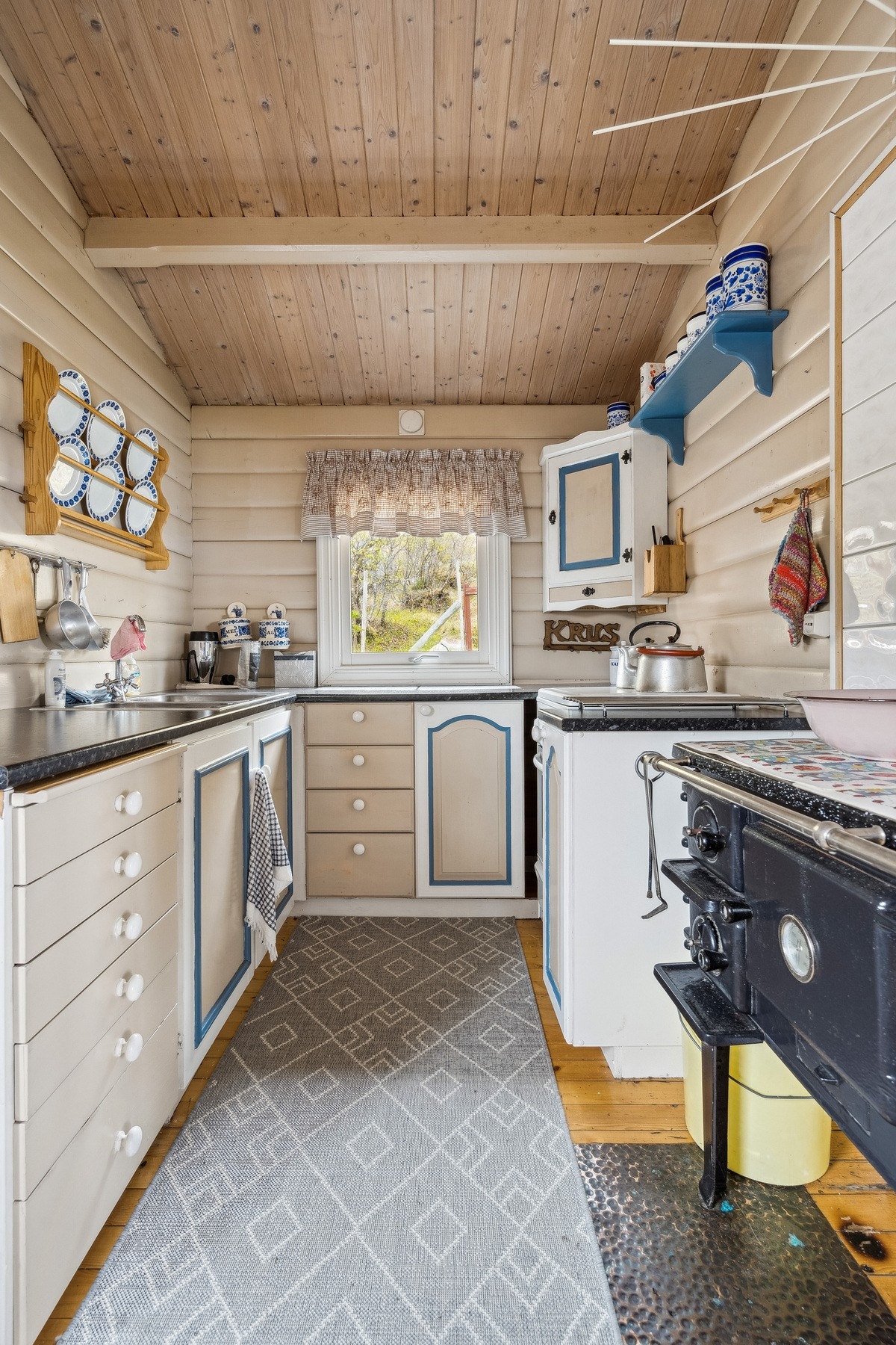 Bra med skapplass Galleribilde