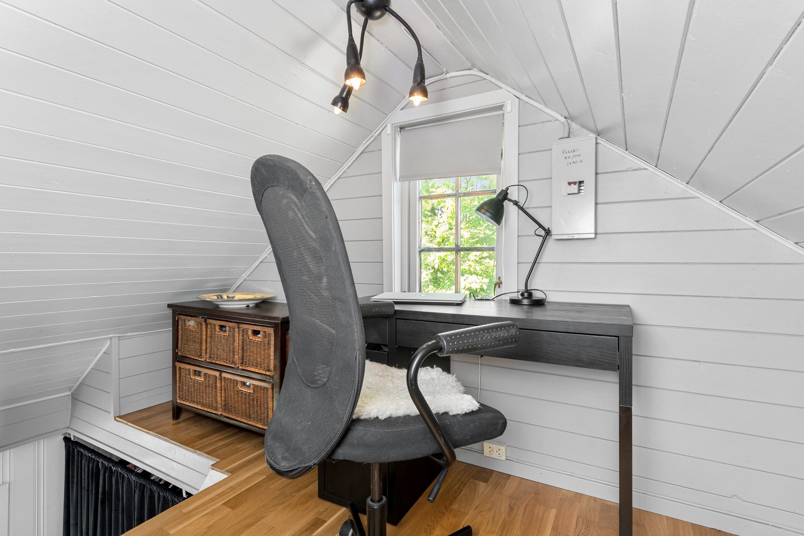 På hemsen kan man for eksempel tilrettelegge for et koselig hjemmekontor! Galleribilde