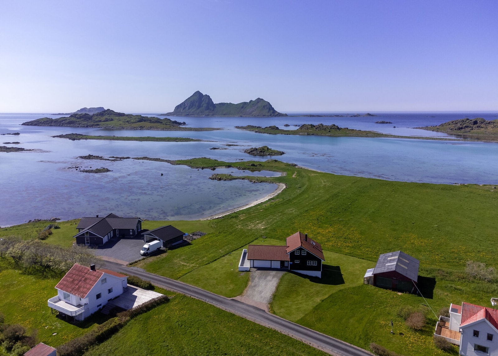 Eiendommen sett fra lufta Galleribilde