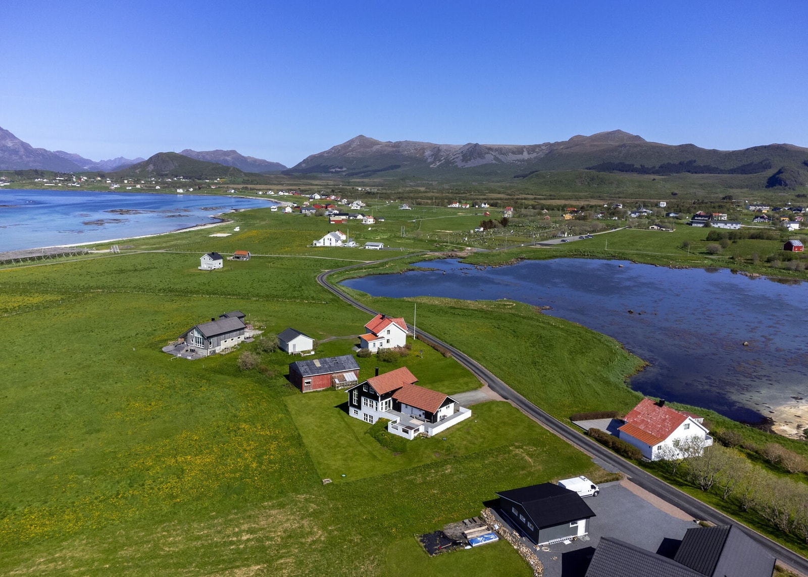 Eiendommen sett fra lufta Galleribilde