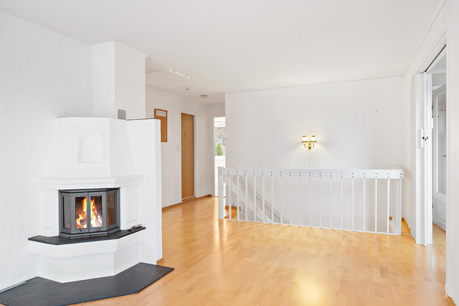 Stue med peisovn Galleribilde
