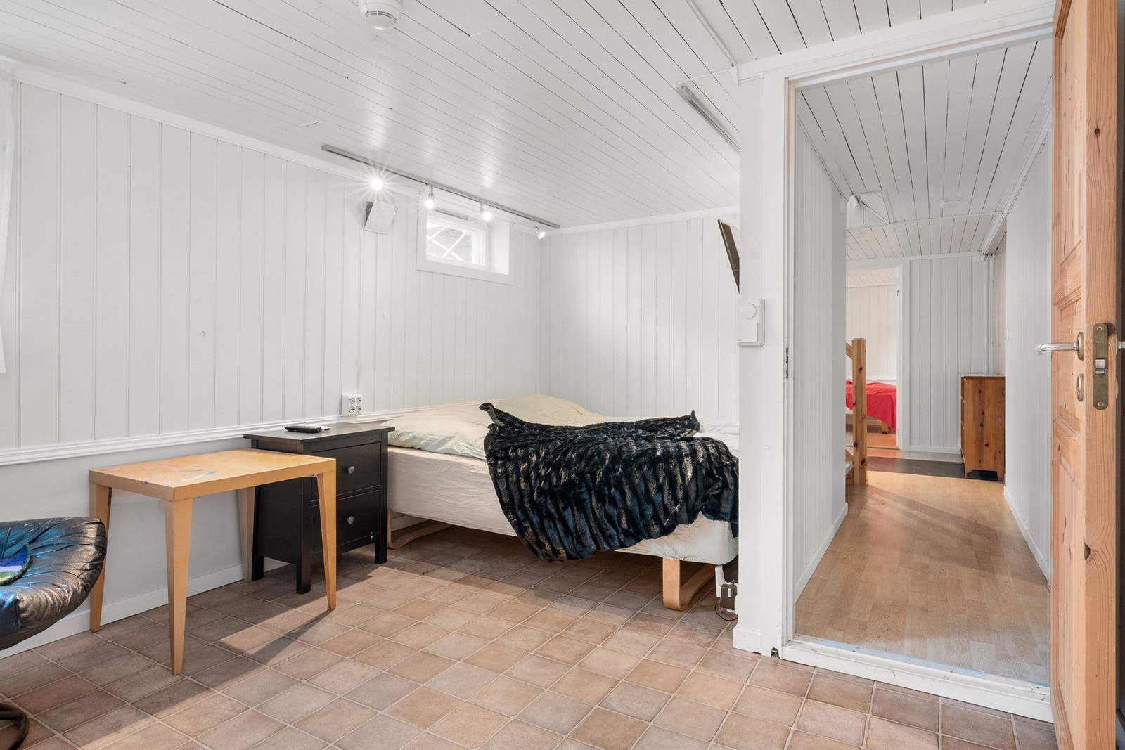 Soverom kjeller Galleribilde