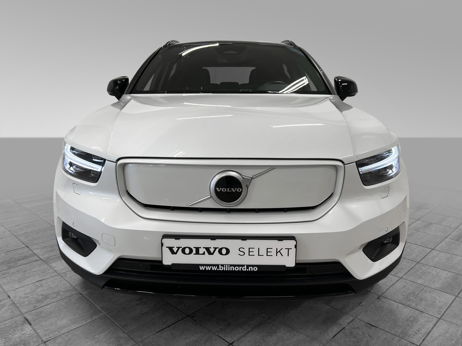 Leveres med Volvo Selekt garanti.