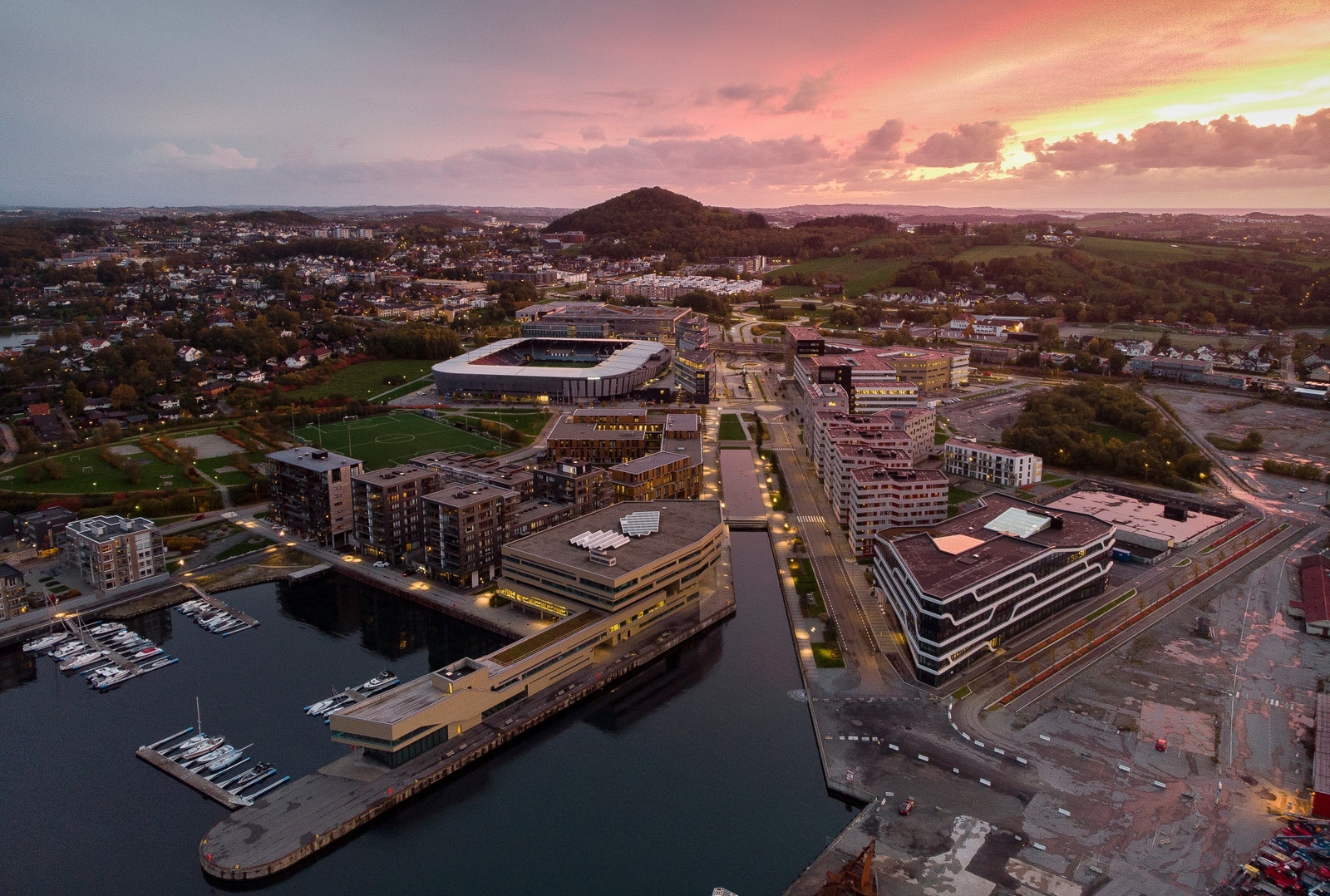 Hinna Park - by night Galleribilde