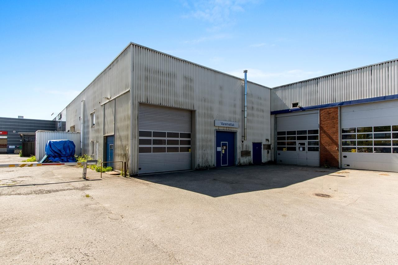 Noe vedlikeholdsetterslep Galleribilde