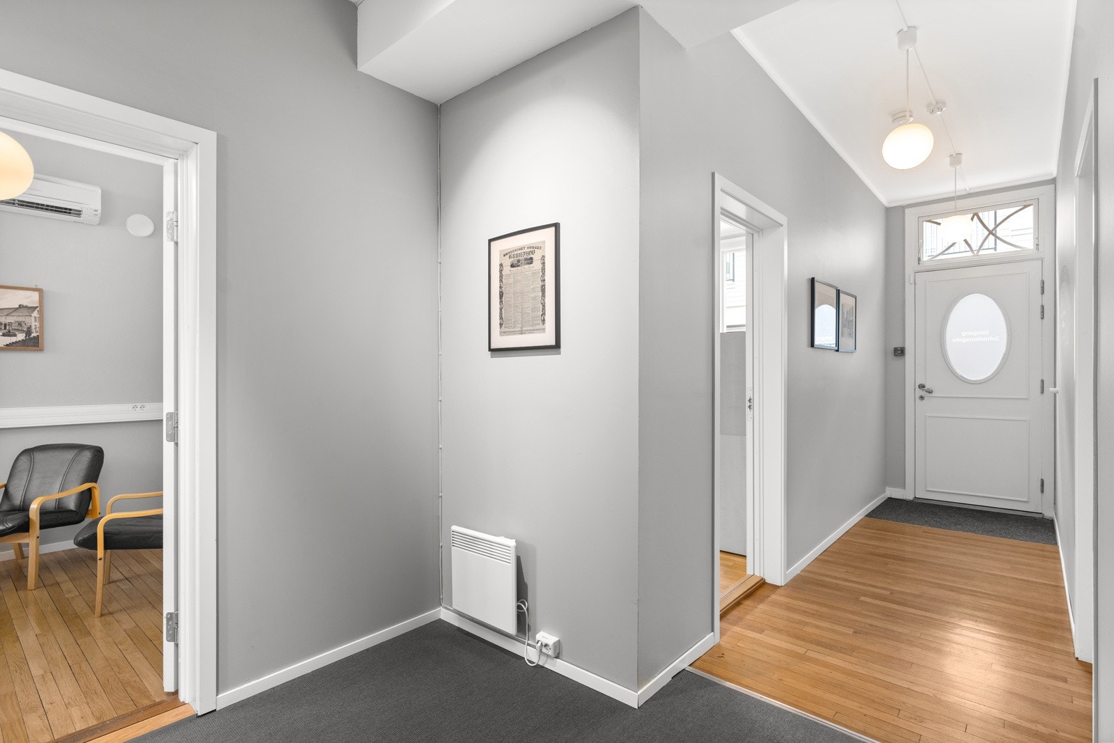 Inngangsparti fra Store Elvegate. Galleribilde