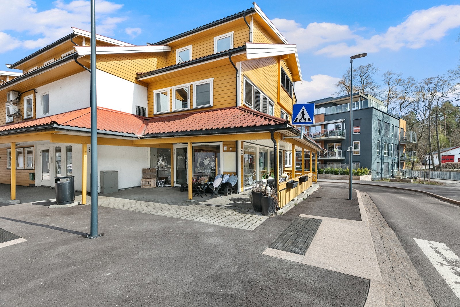 Sentral beliggende i hjerte av Sætre. Galleribilde