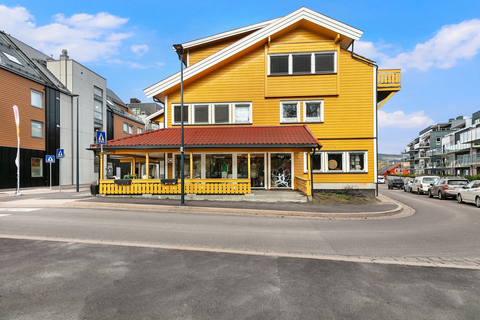 Fasade utvendig. Galleribilde