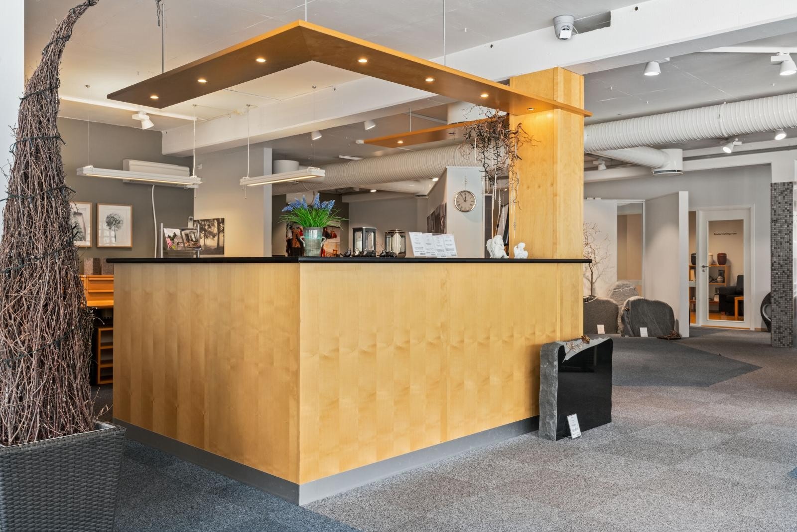 Butikk - Første Etasje Galleribilde