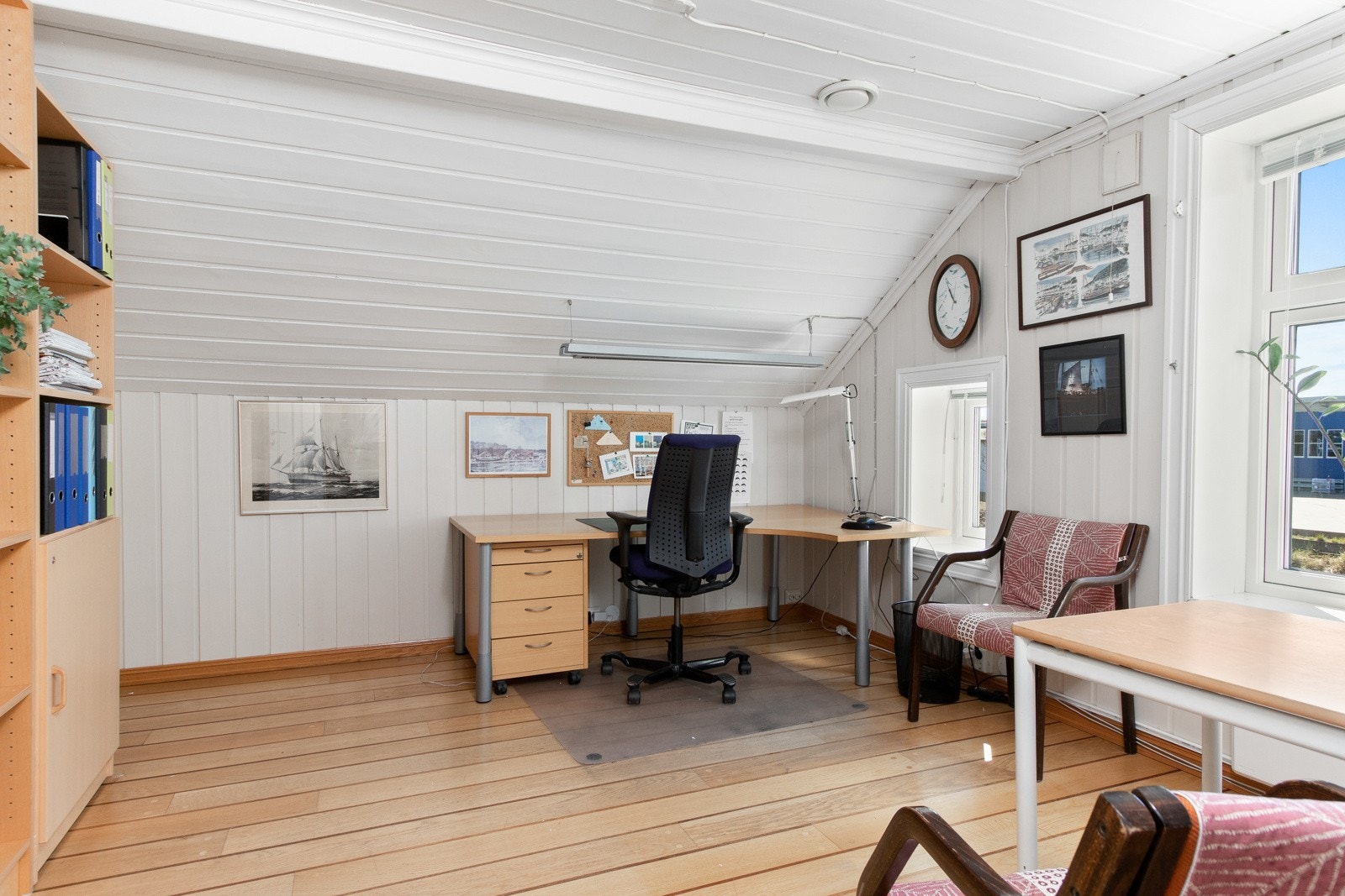 Kontor sjøboden Galleribilde