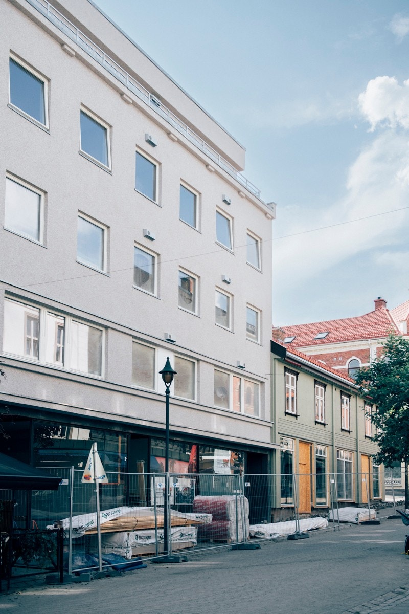 Kun ETT igjen - Tre lokaler på ca 50 m2 i murbygget. Galleribilde