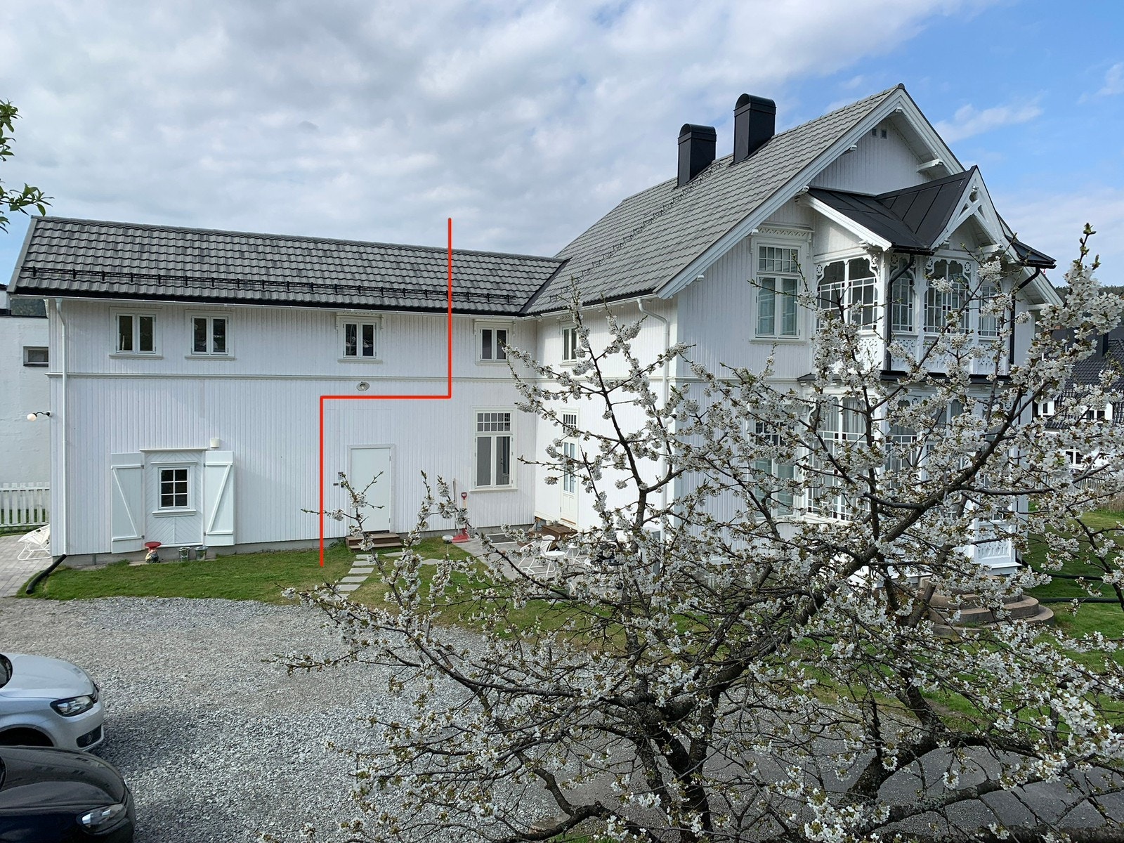 Utleiedelen markert ut på venstre side av rød strek Galleribilde