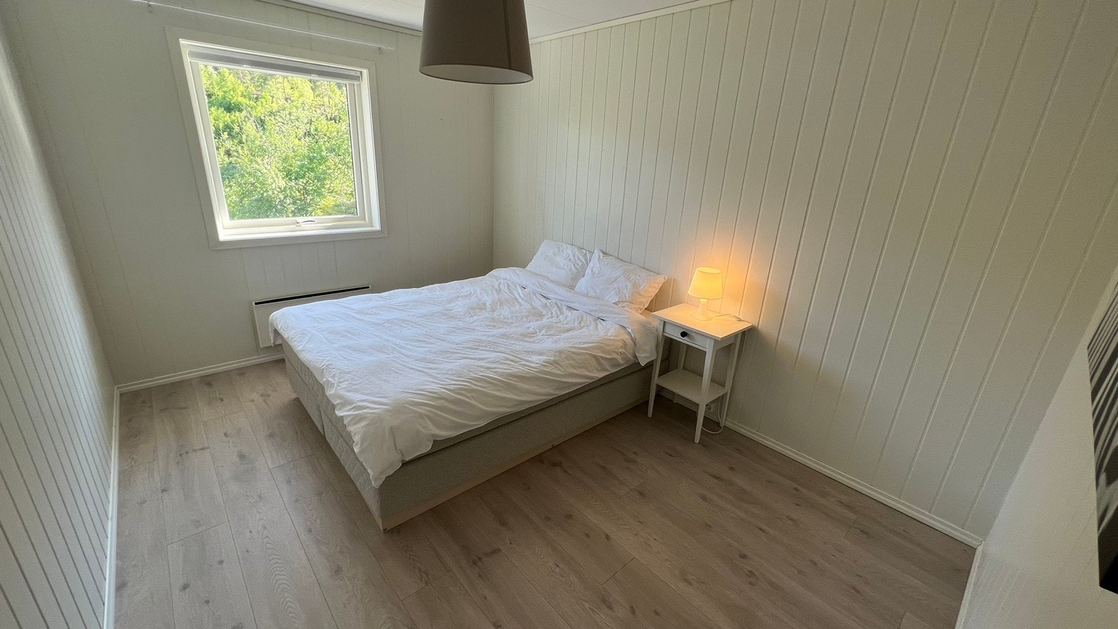 Soverom 2 - 6000,- Galleribilde