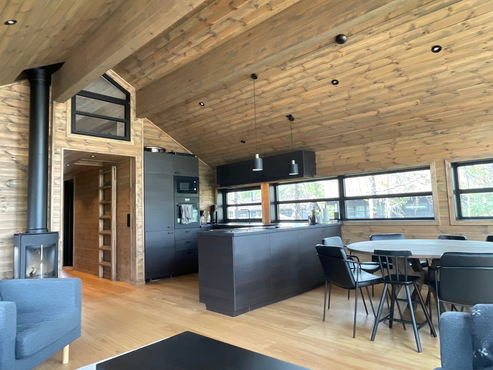 Stue og kjøkken Galleribilde