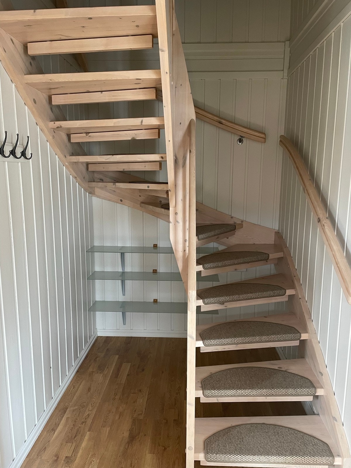 Trapp, nye teppetrinn Galleribilde