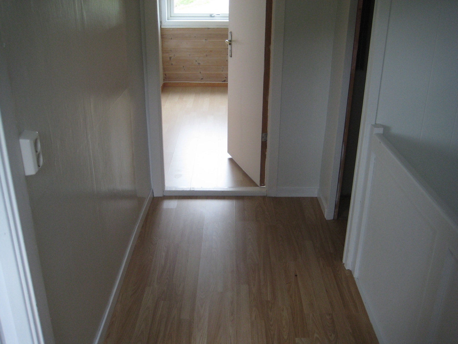Gang på loft. Galleribilde