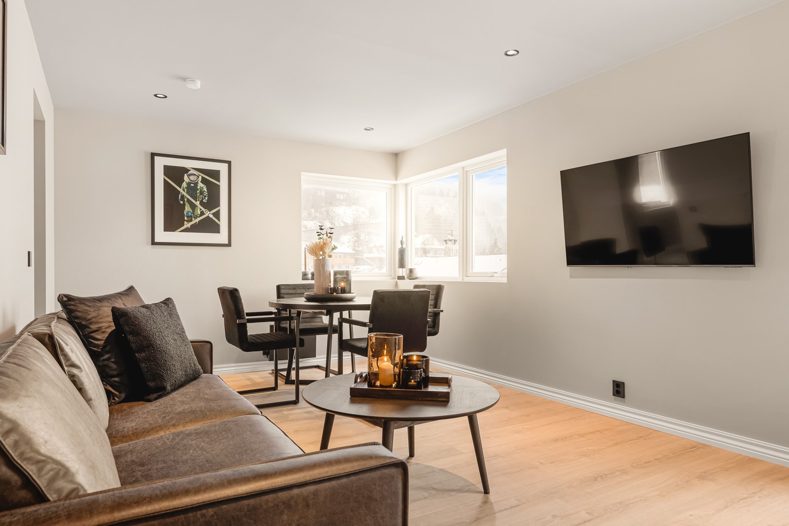 Stue/Spisestue Galleribilde