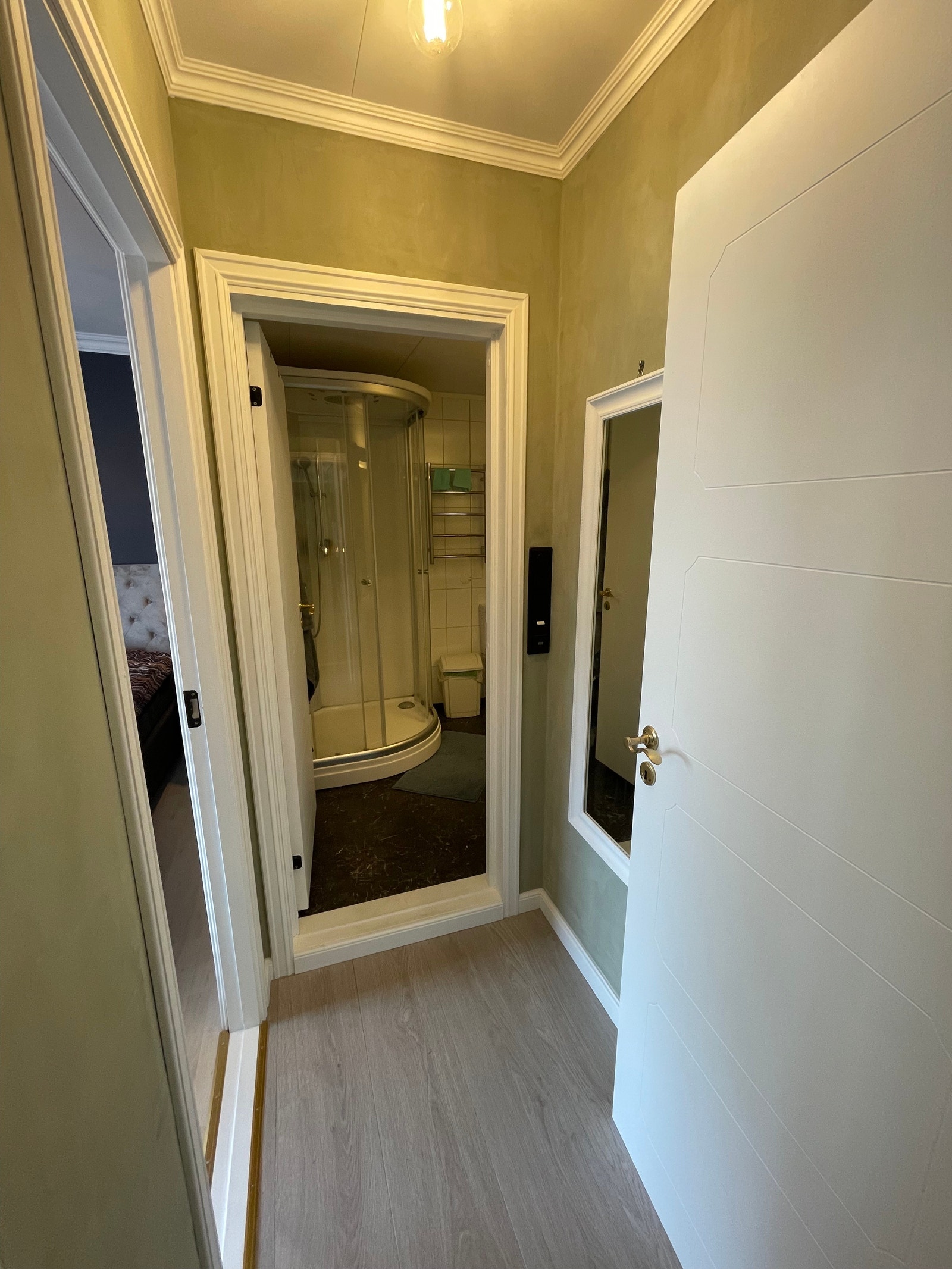 Gang til soverom og bad Galleribilde