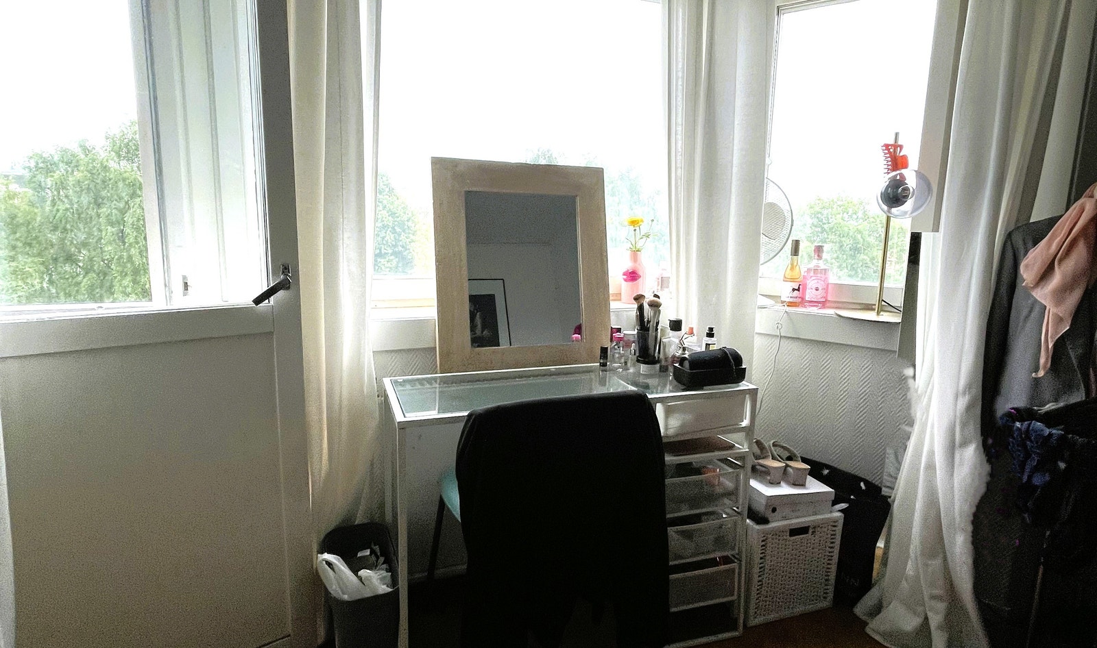 Rom 2 (Utleid) - Med egen privat balkong Galleribilde