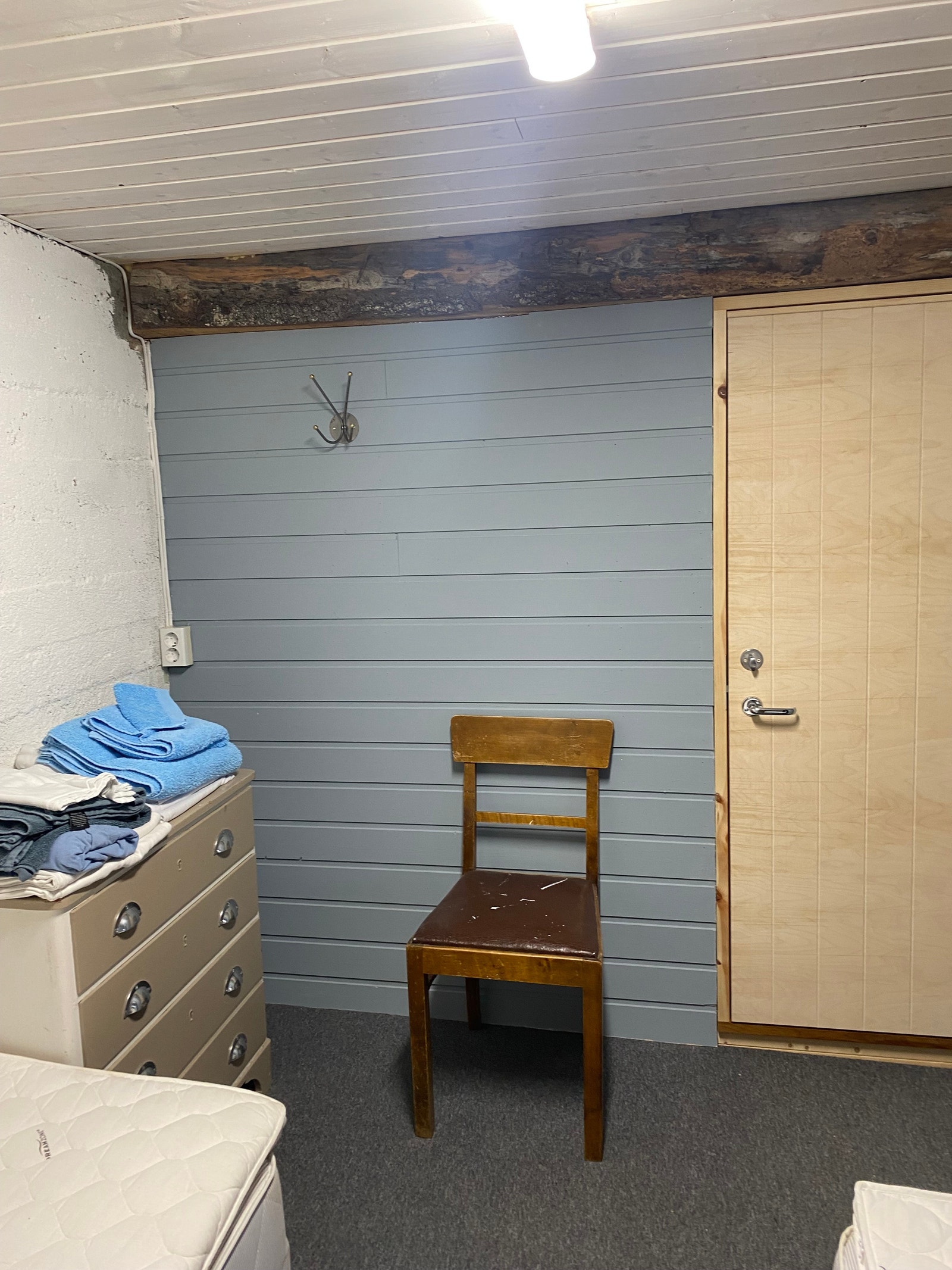 Soverom 4 i kjeller Galleribilde