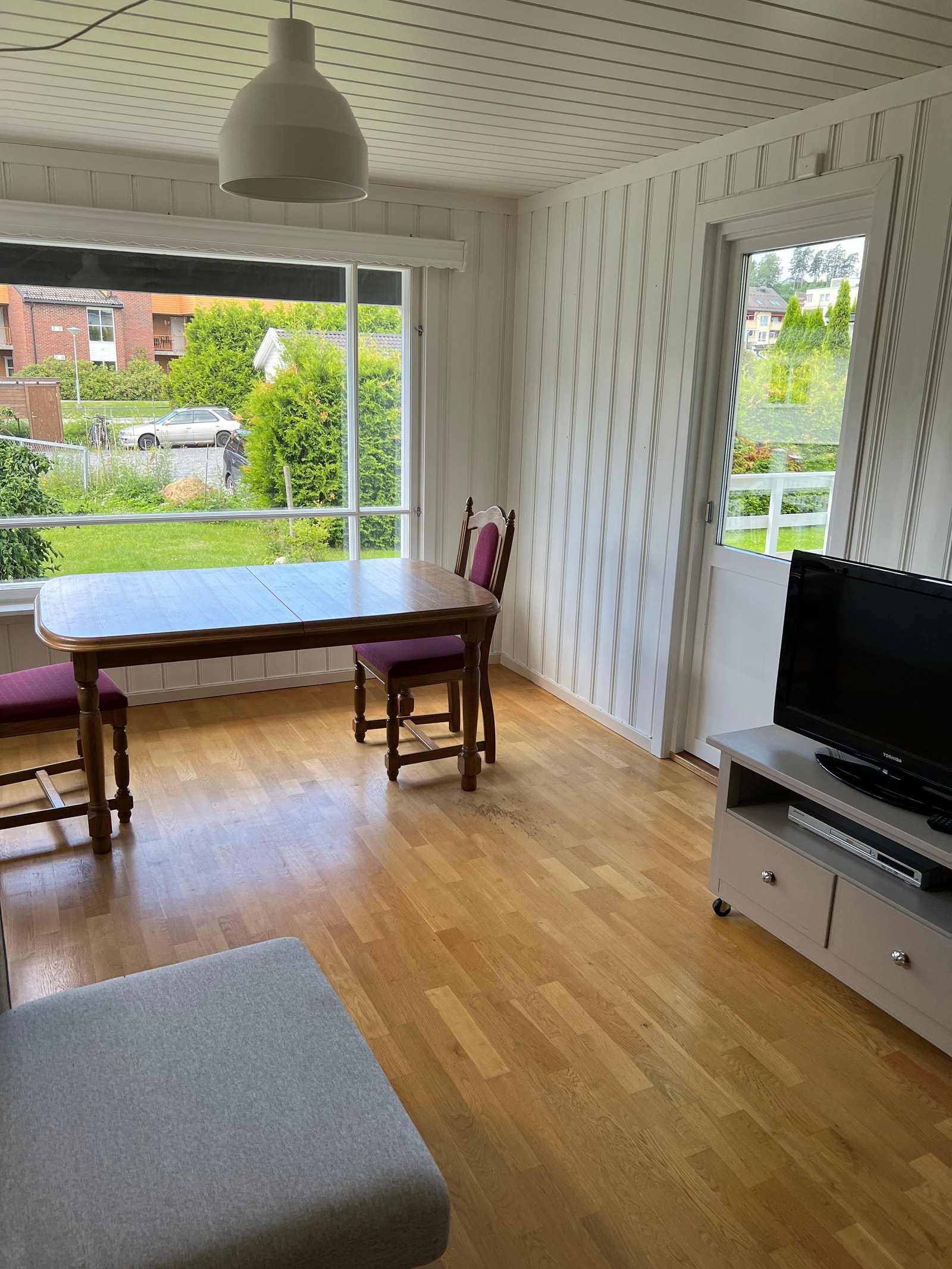 Egen verandadør ut i hagen Galleribilde