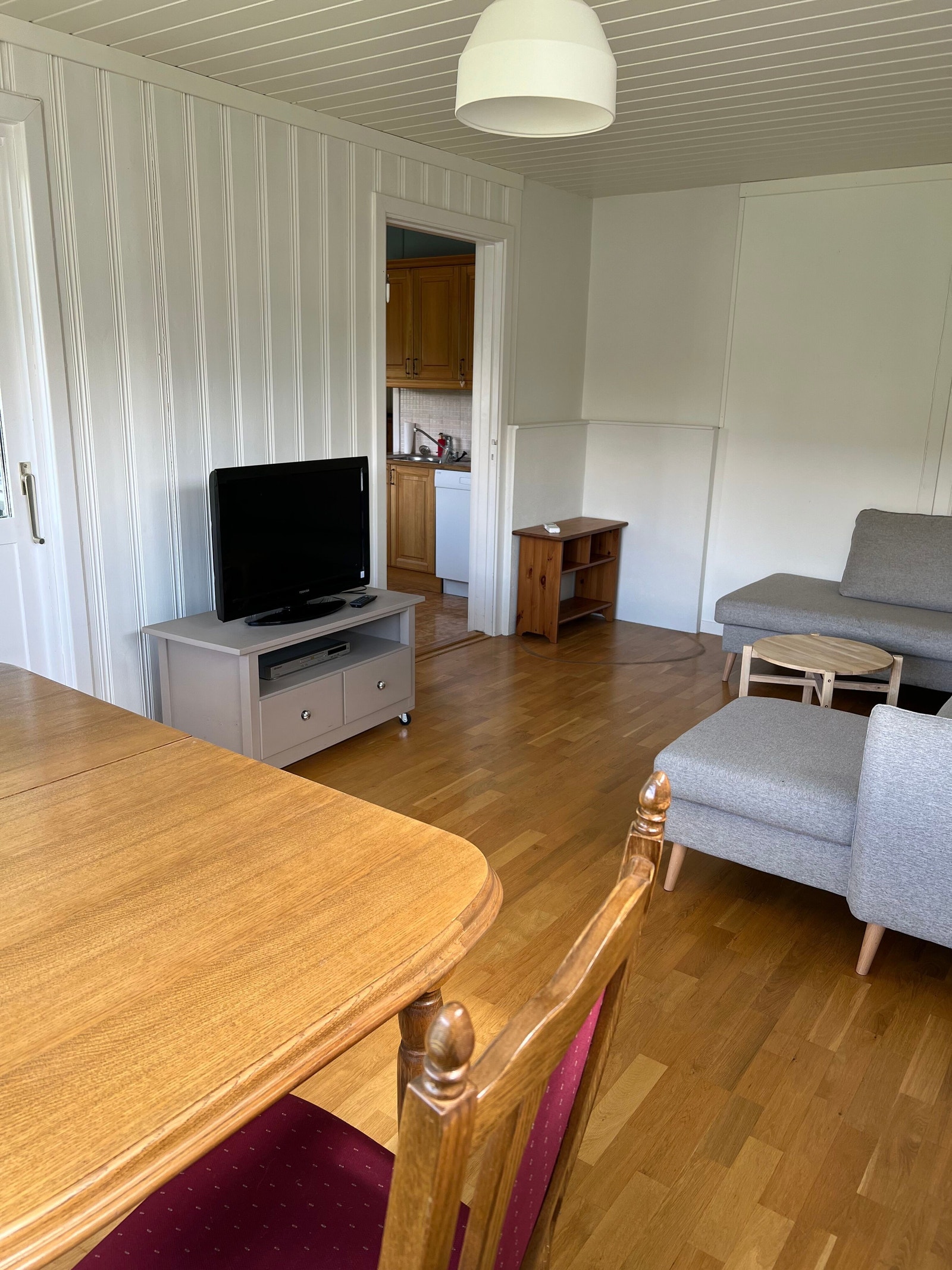 Stue mot kjøkken Galleribilde