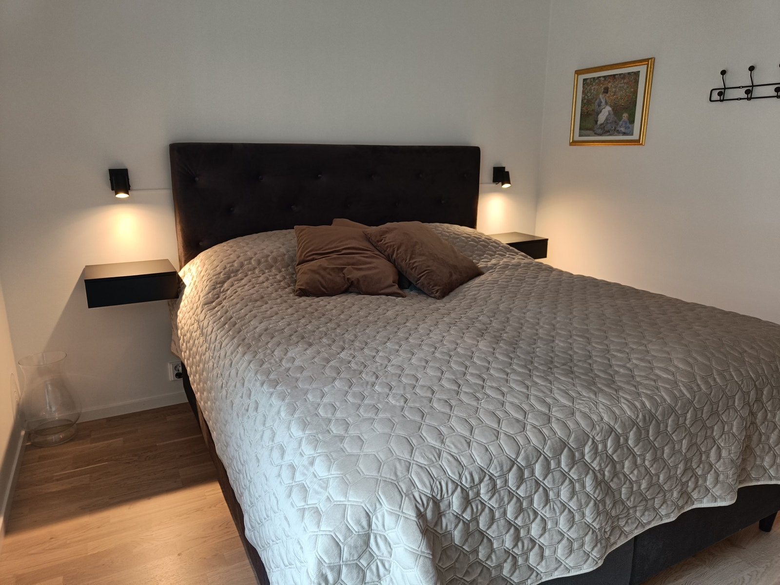 Deilig stor seng 180*200 Galleribilde