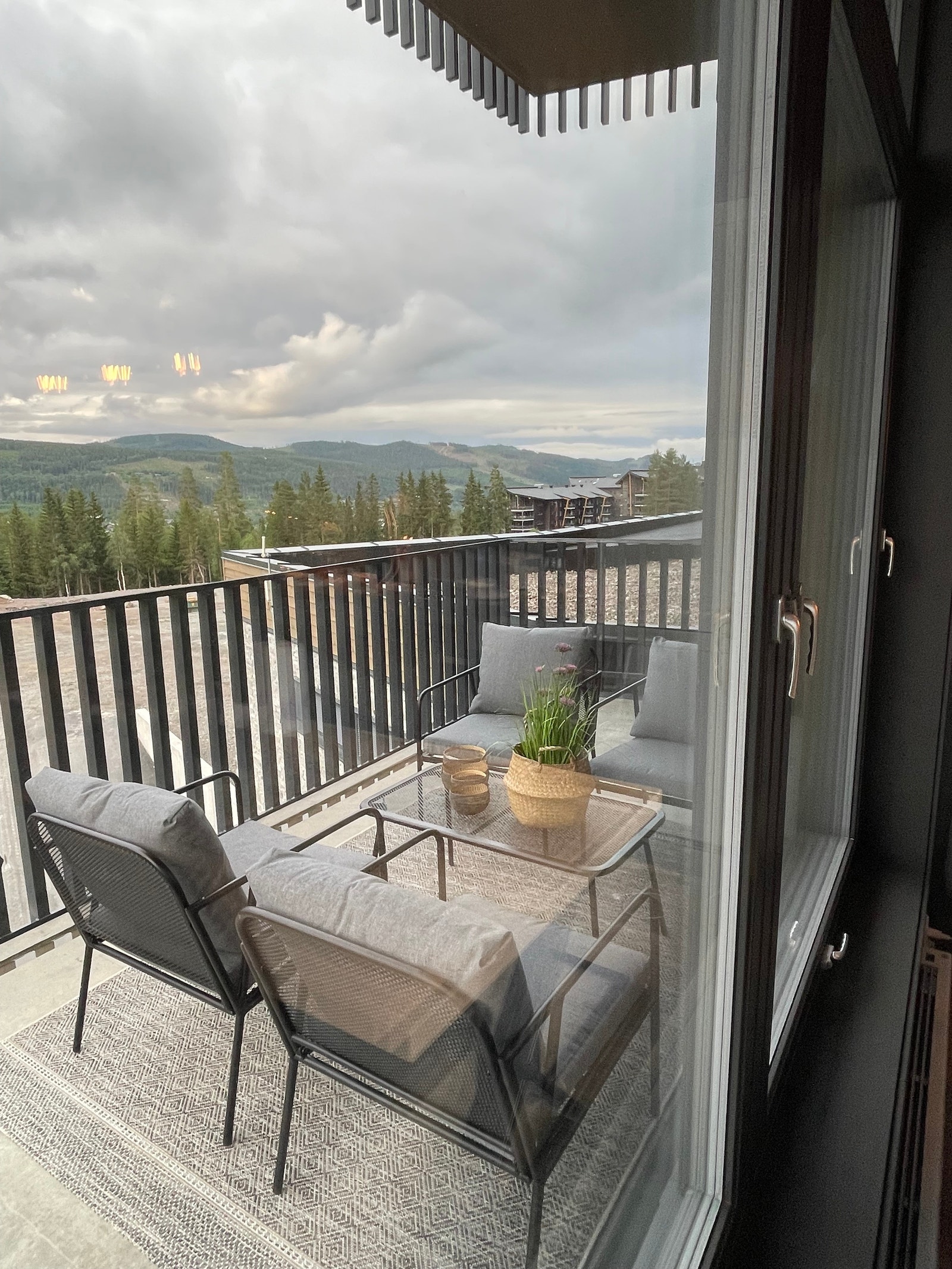 Terrasse på framsiden Galleribilde