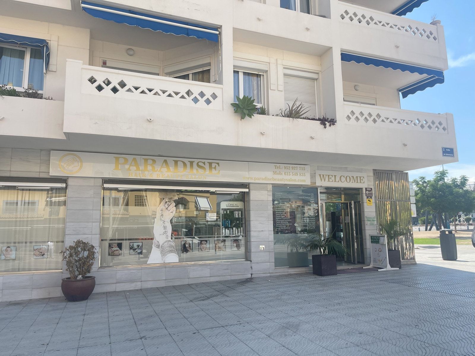 Beauty salon rett i nærheten Galleribilde