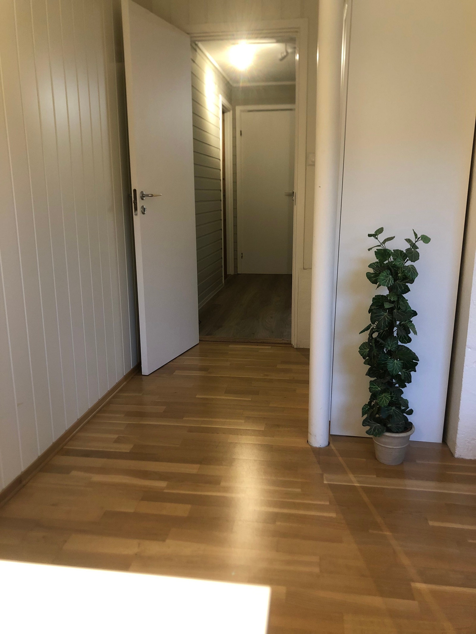 Rom 2. Ut mot ganga. Galleribilde