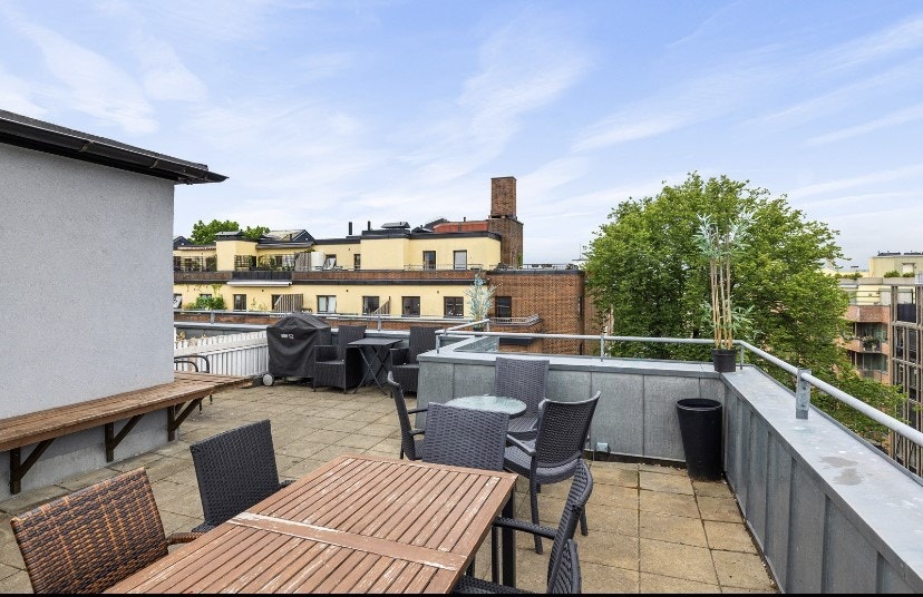 Felles takterrasse med gode solforhold Galleribilde