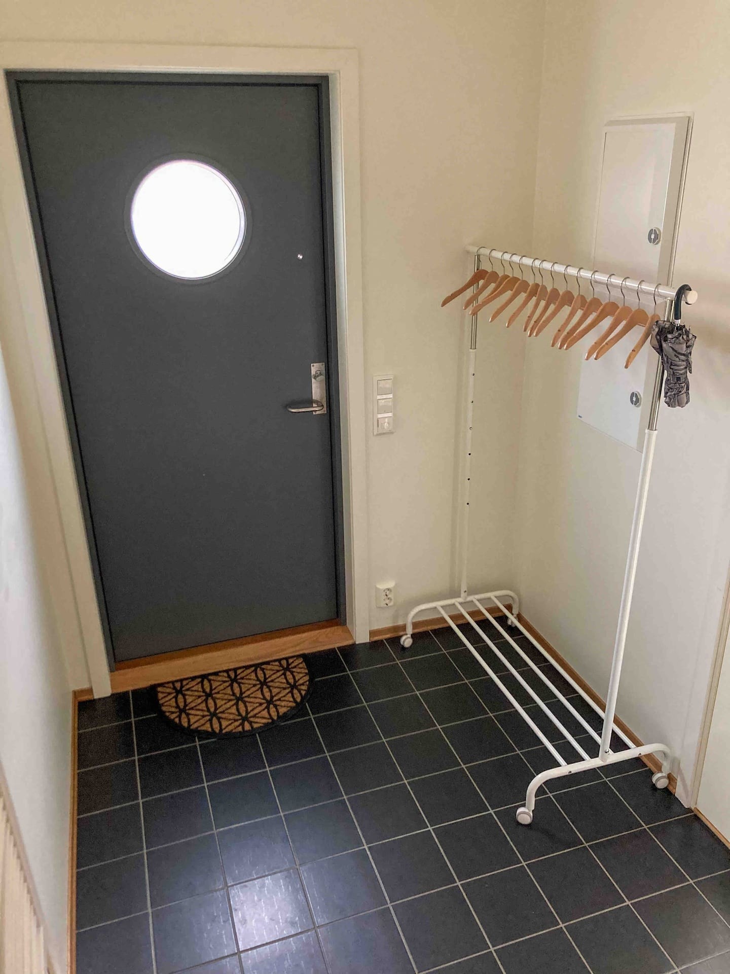 Privat inngang. Galleribilde