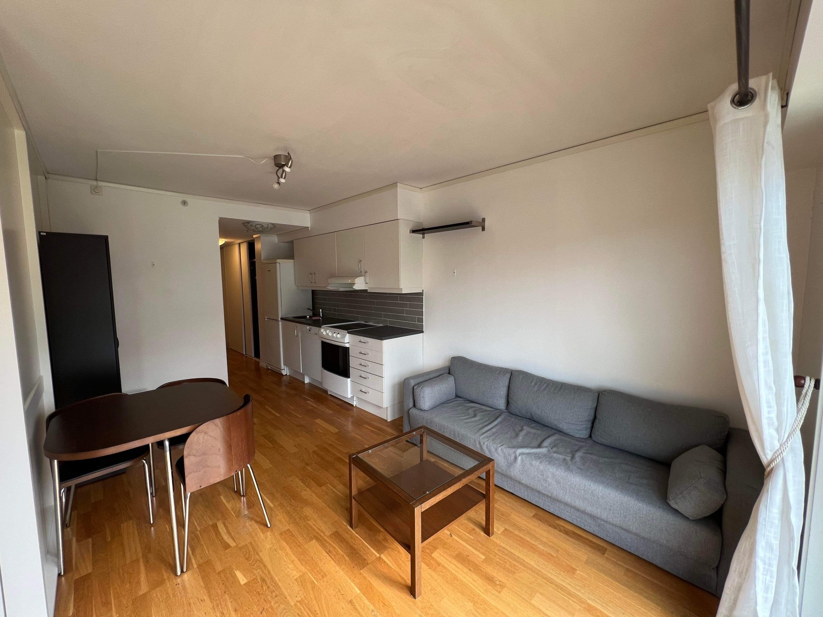 Stue/kjøkkendel Galleribilde