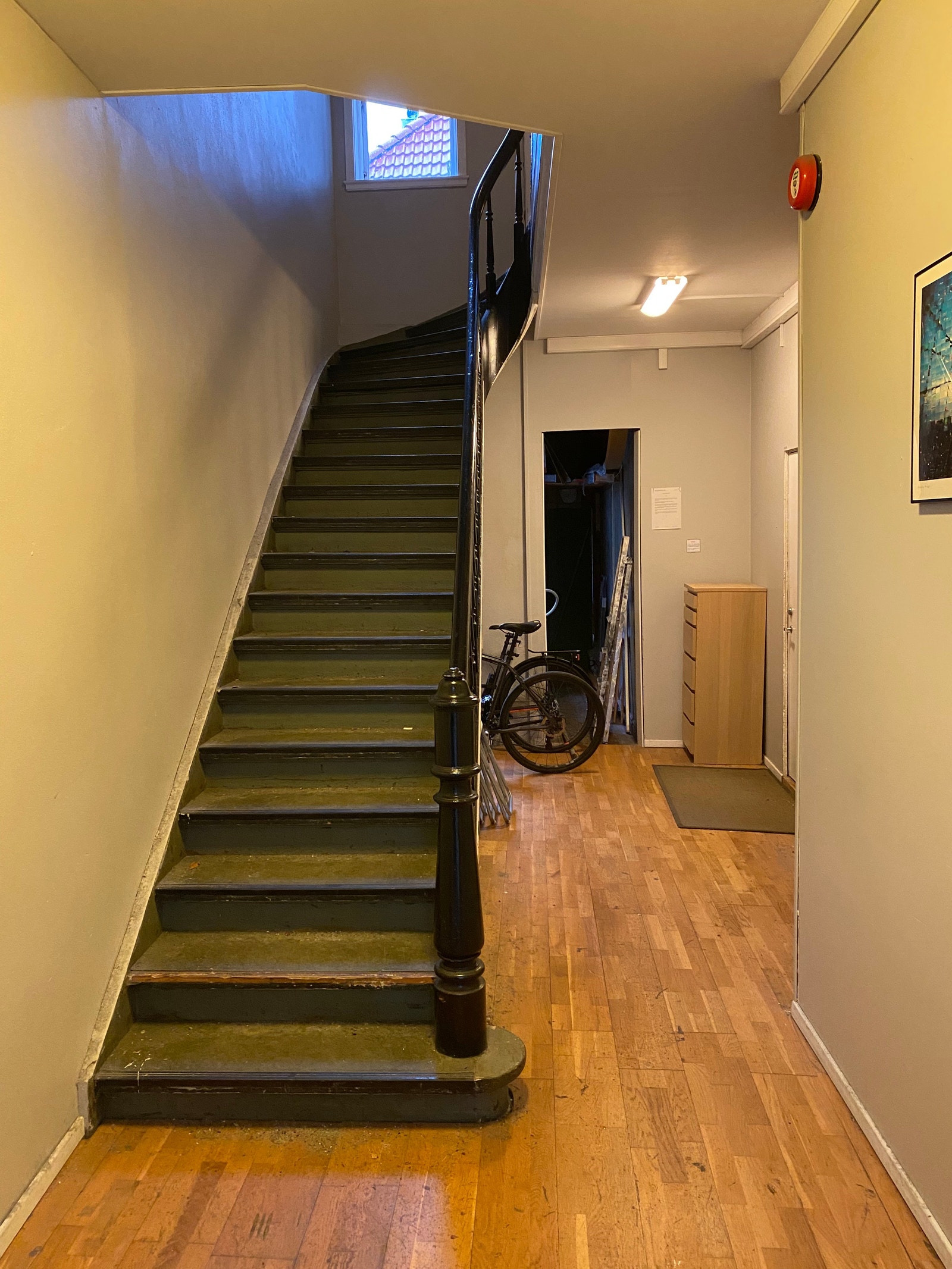 Trappeoppgang 1. etasje Galleribilde