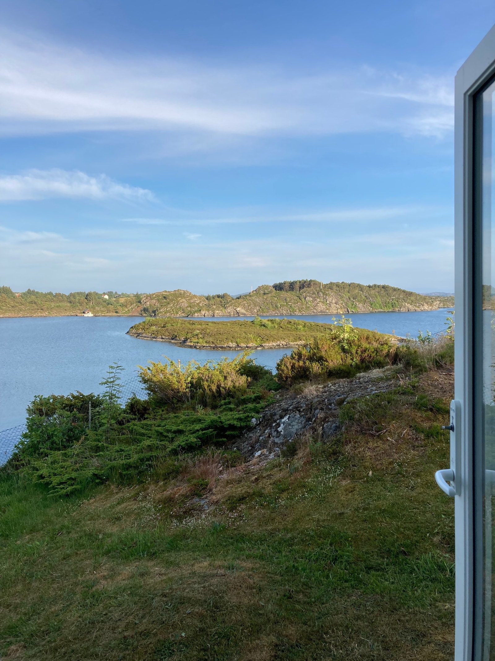 Utsikten fra terassedøren Galleribilde