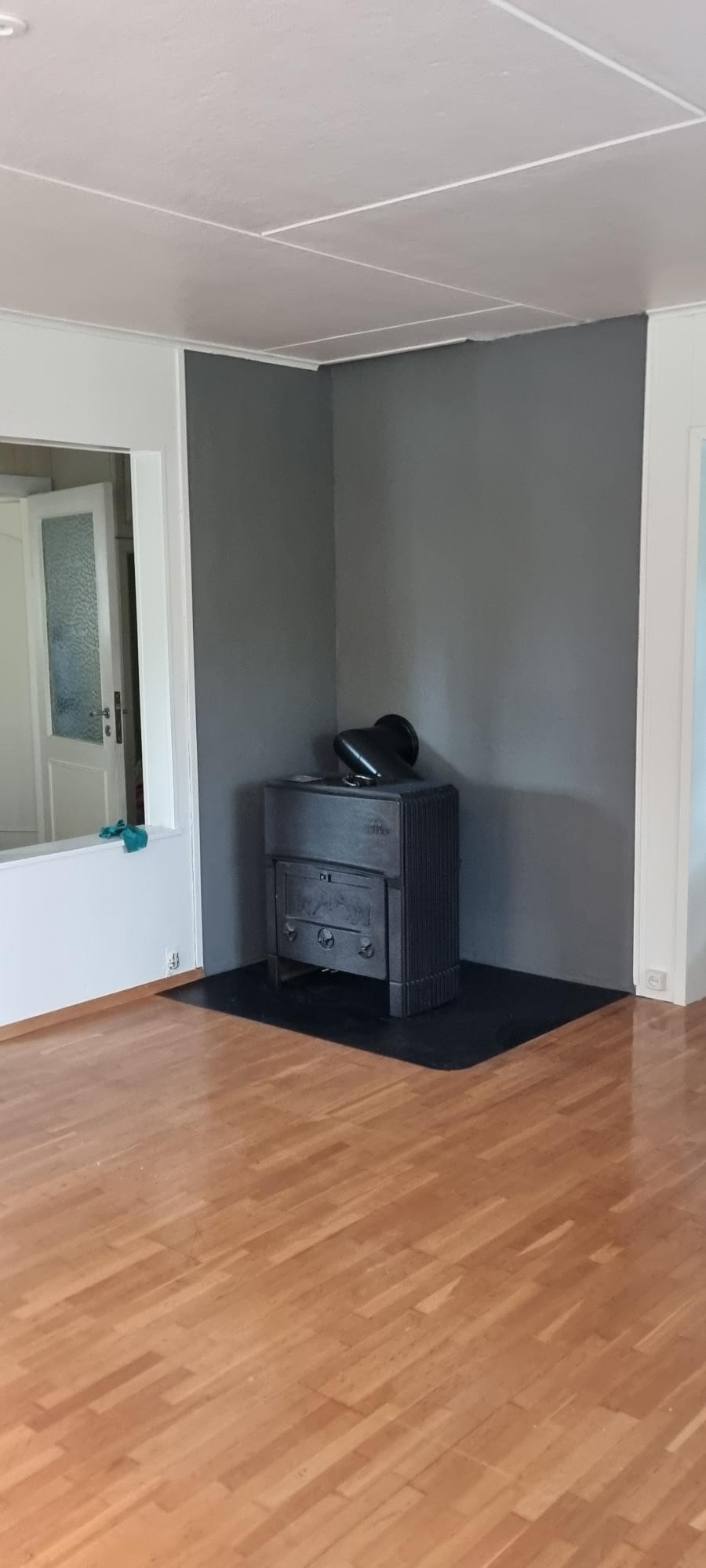 Vedovn som varmer godt på kalde dager Galleribilde