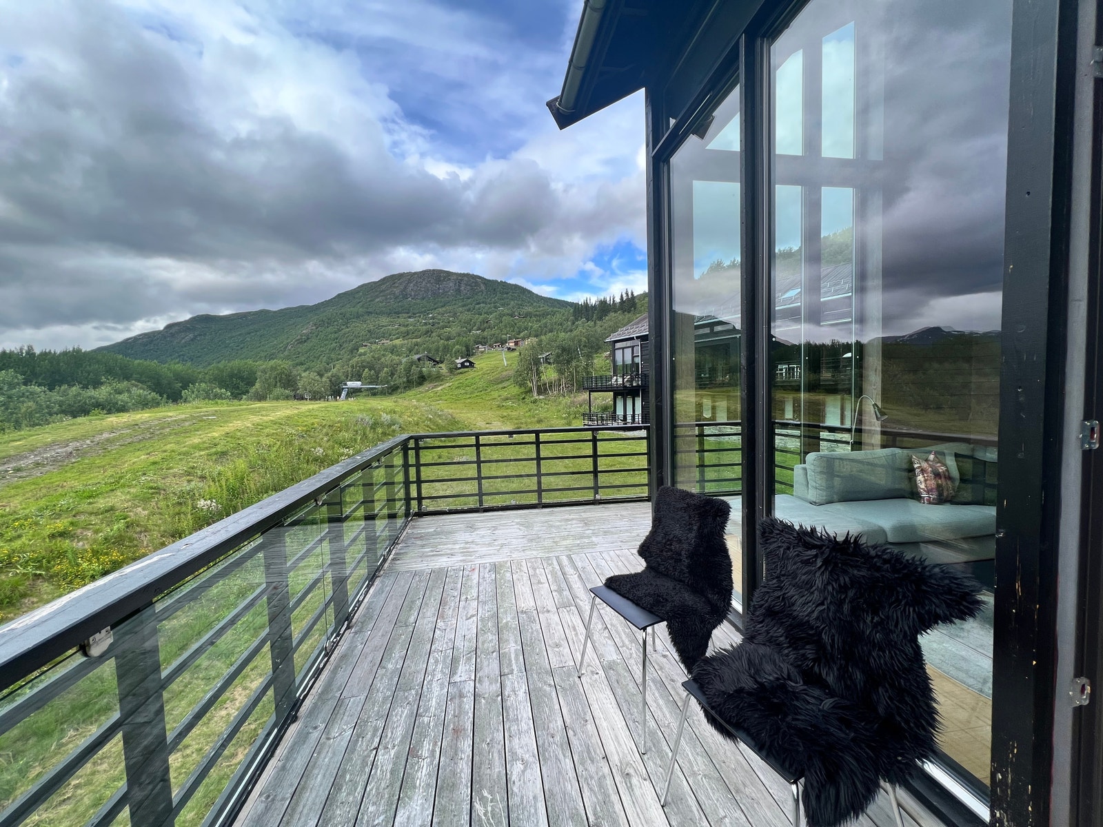 Terrasse utenfor stuen Galleribilde