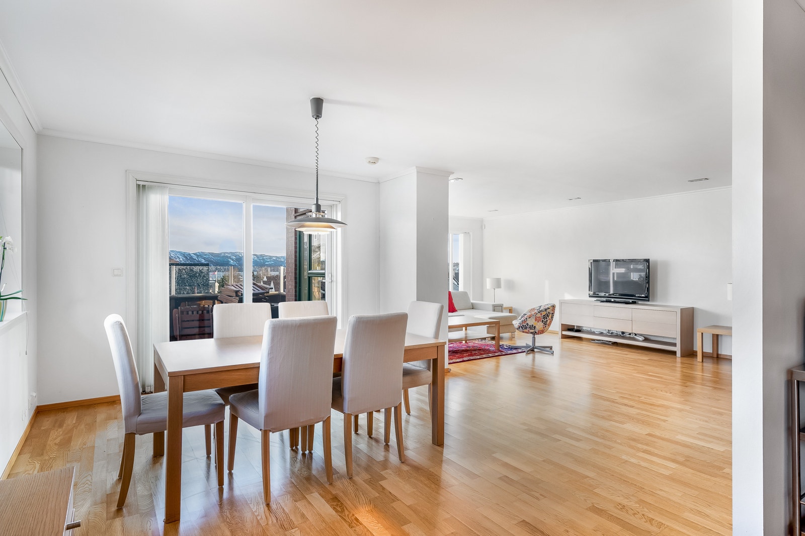 Dining room 1.floor Galleribilde